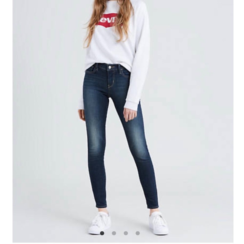 Levi’s 710 Super Skinny Jeans